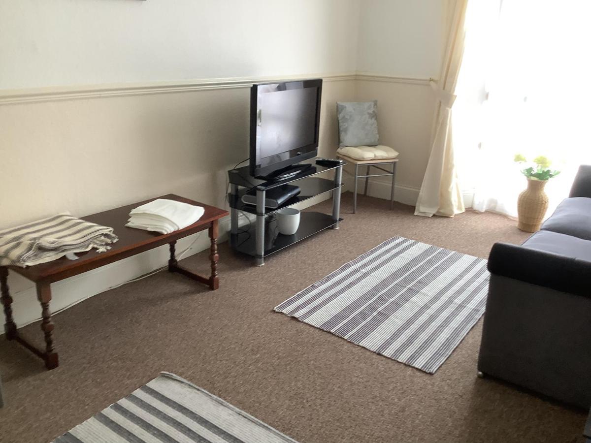 Second Floor Apartment Tenby Town Centre 외부 사진