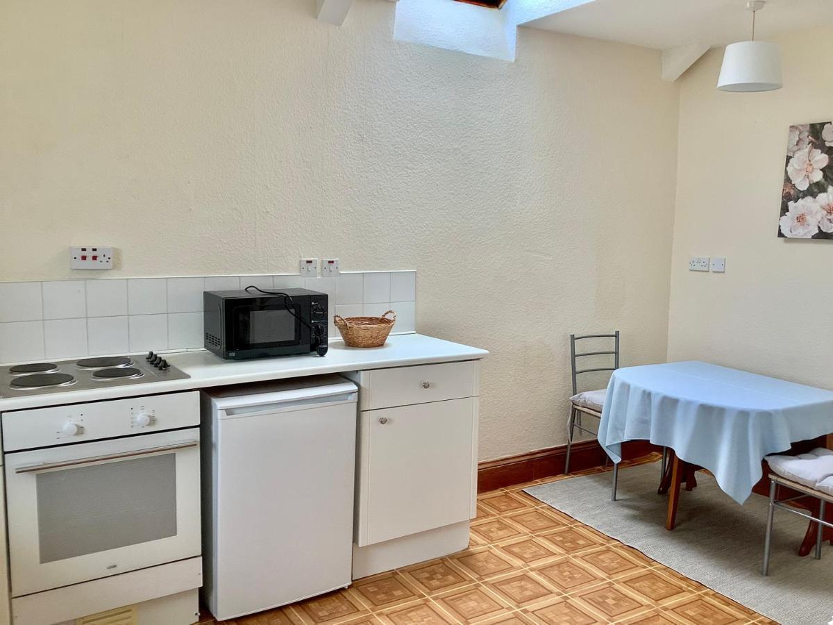 Second Floor Apartment Tenby Town Centre 외부 사진