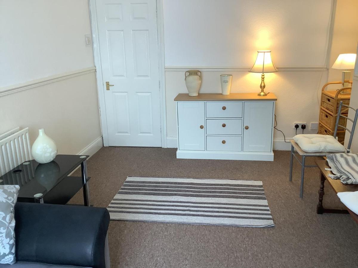 Second Floor Apartment Tenby Town Centre 외부 사진