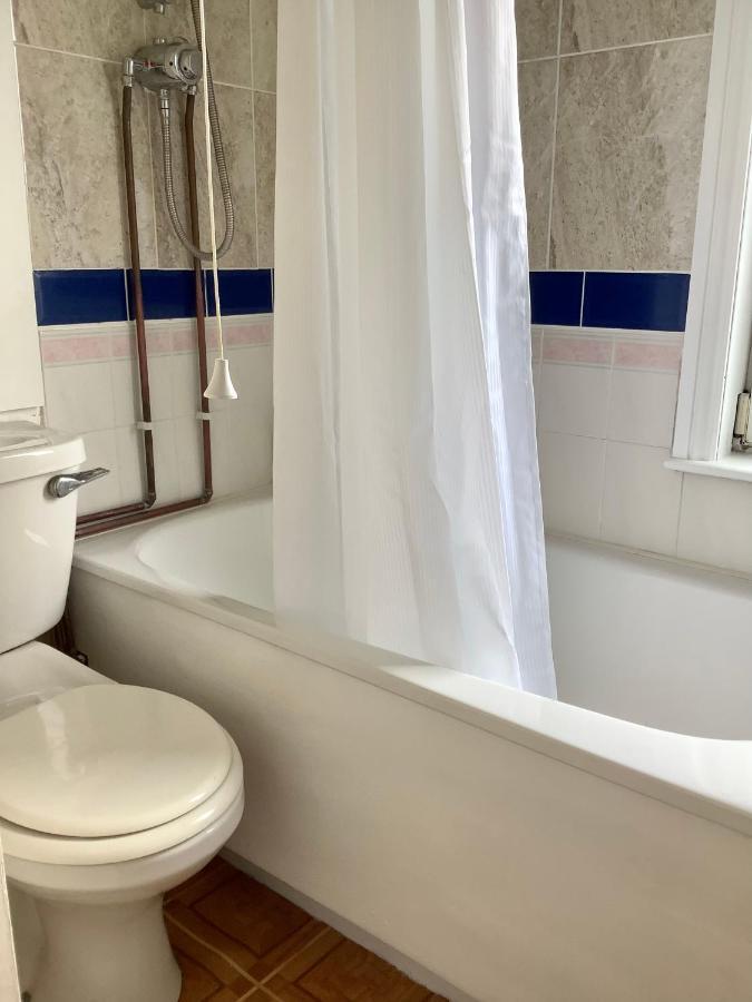 Second Floor Apartment Tenby Town Centre 외부 사진
